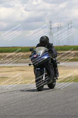 media/Apr-26-2024-TrackDaz (Fri) [[c4b677d280]]/B Group/120pm (Wheelie Bump)/